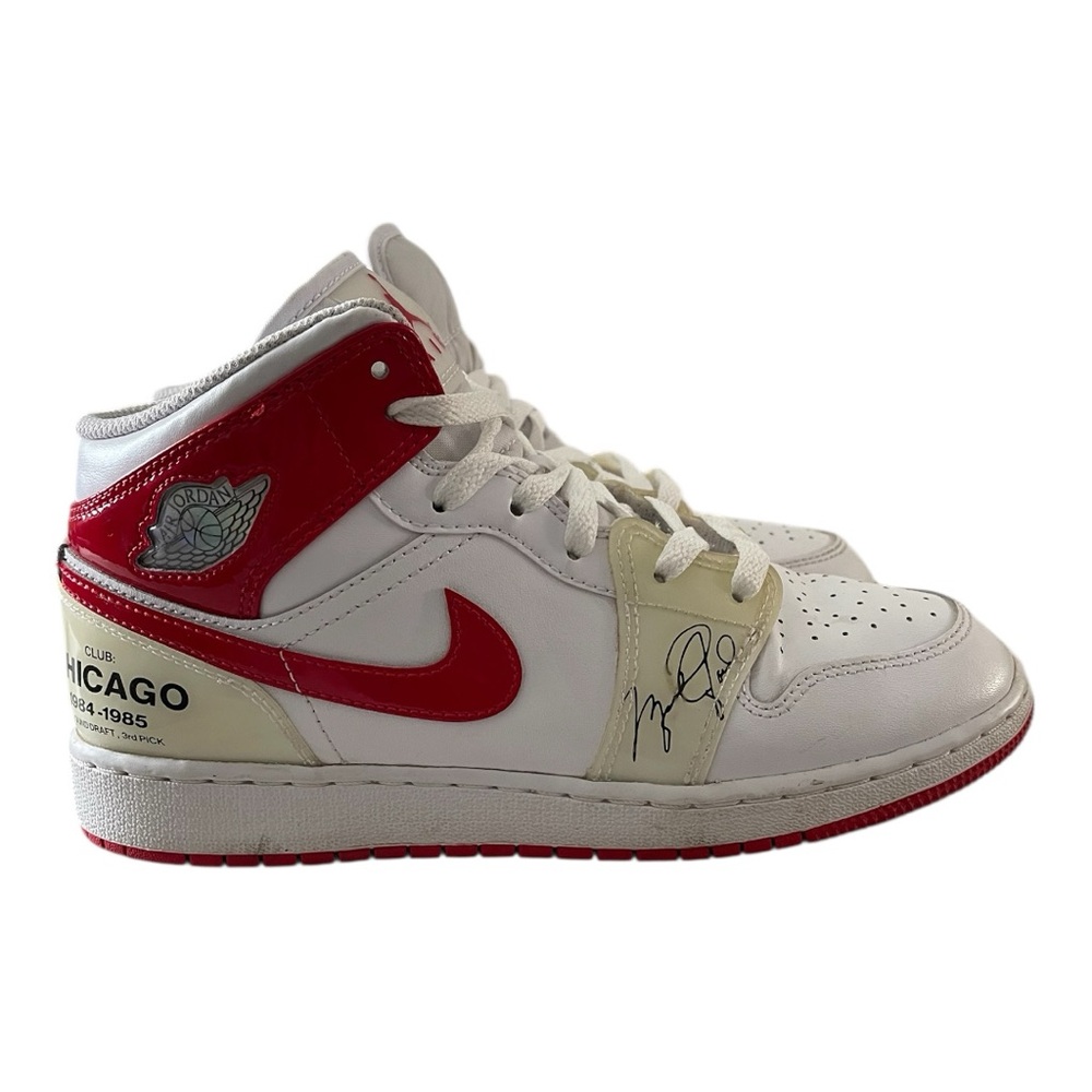Nike Air Jordan 1 Mid SS Rookie Season University Red DR6496 116 Size 6.5Y / W8 - Picture 2 of 8